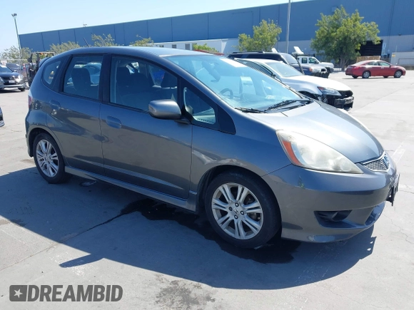 2011 Honda Fit Sport with VIN JHMGE8H52BC006588, listed as a IAAI auction lot 42205351 with 178,981 mi miles and . Bid and sale history available at DreamBid. Image 1.