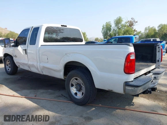 2012 Ford F-250 XLT with VIN 1FT7X2AT8CEB40321, listed as a IAAI auction lot 42170071 with 282,492 mi miles and . Bid and sale history available at DreamBid. Image 3.