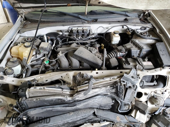 2005 Ford Escape Limited with VIN 1FMYU04145KA78041, listed as a Copart auction lot 70222184 with 113,943 mi miles and Salvage Title. Bid and sale history available at carsss.com. Image 12.