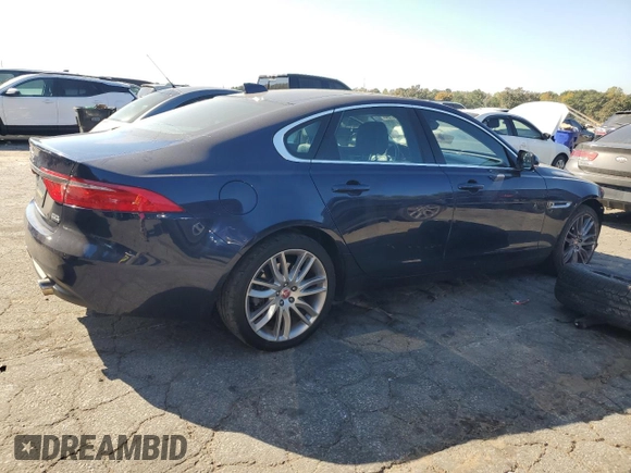 2016 Jaguar XF 35t Prestige with VIN SAJBK4BV6GCY17003, listed as a Copart auction lot 76336784 with 105,686 mi miles and Salvage Title. Bid and sale history available at carsss.com. Image 3.