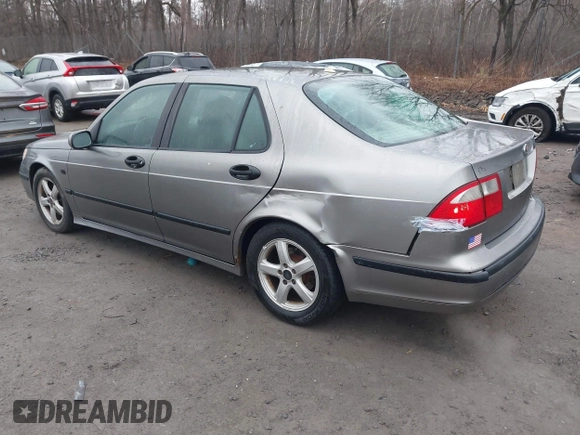 2004 Saab 9-5 Arc with VIN YS3ED49A143512764, listed as a IAAI auction lot 41866789 with 114,796 mi miles. Bid and sale history available at carsss.com. Image 3.