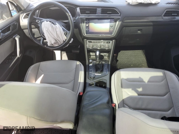 2018 Volkswagen Tiguan SEL Premium with VIN 3VV4B7AX3JM189842, listed as a Copart auction lot 46127405 with 55,006 mi miles and Salvage Title. Bid and sale history available at carsss.com. Image 8.