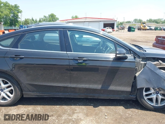 2015 Ford Fusion SE with VIN 1FA6P0H79F5113096, listed as a IAAI auction lot 42482329 with 141,592 mi miles and . Bid and sale history available at DreamBid. Image 12.
