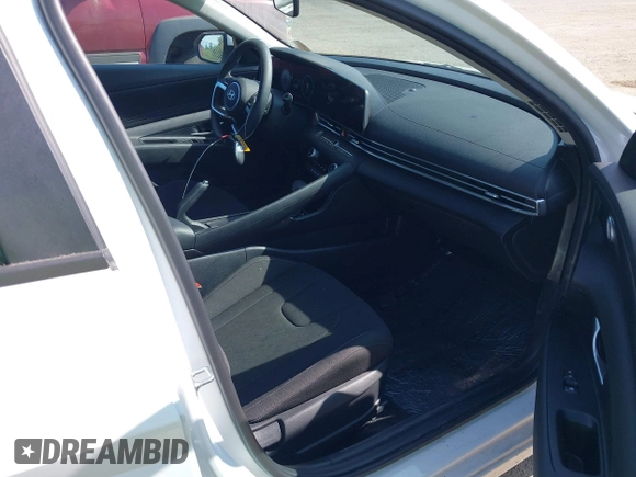 2024 Hyundai Elantra SEL with VIN KMHLM4DG4RU694158, listed as a IAAI auction lot 42451607 with 6,471 mi miles and . Bid and sale history available at DreamBid. Image 5.