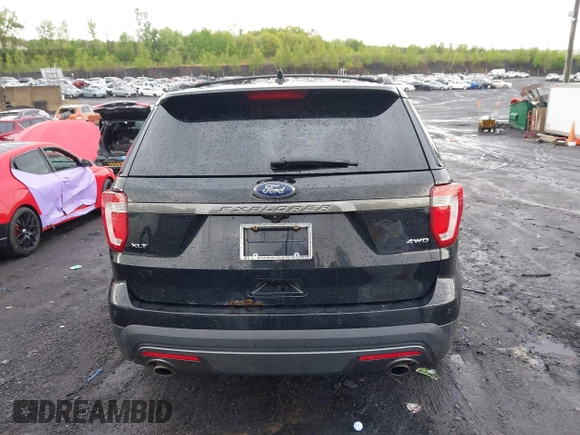 2017 Ford Explorer XLT with VIN 1FM5K8D83HGB84296, listed as a IAAI auction lot 42170542 with 118,335 mi miles and . Bid and sale history available at carsss.com. Image 17.