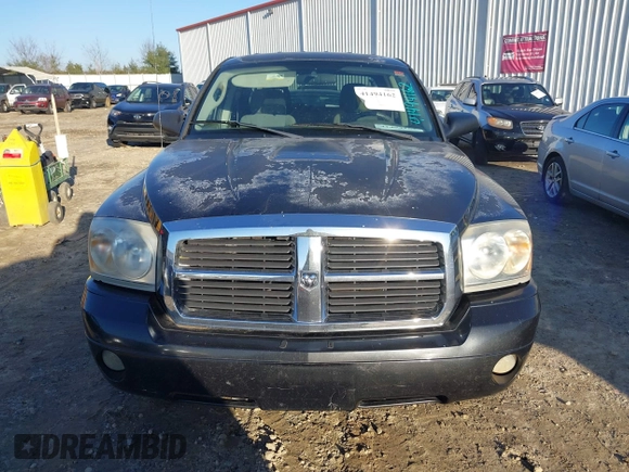 2006 Dodge Dakota SLT with VIN 1D7HE48N46S641019, listed as a IAAI auction lot 41494162 with 172,135 mi miles and . Bid and sale history available at carsss.com. Image 6.