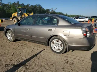 2003 Nissan Altima S with VIN 1N4AL11D43C326749, listed as a Copart auction lot 52780975 with 301,330 mi miles and Salvage Title. Bid and sale history available at carsss.com. Image 2.