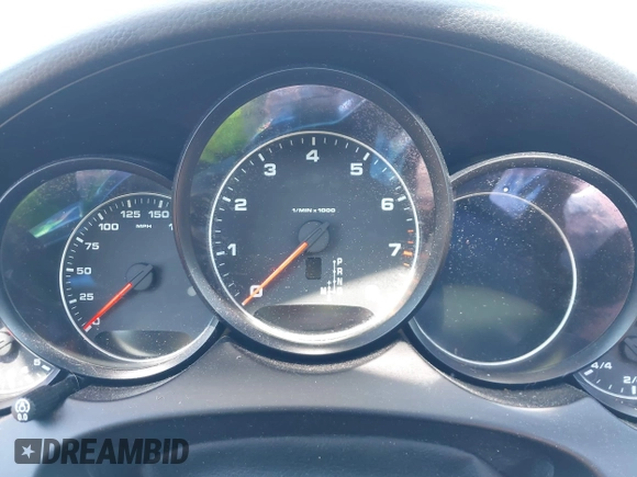 2016 Porsche Cayenne z VIN WP1AA2A26GKA13183, wystawiony jako IAAI lot #39110607 z przebiegiem Nie podano mil oraz . Historia ofert i sprzedaży dostępna na DreamBid. Obrazek 15.