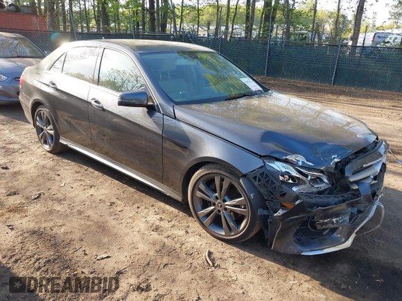 2014 Mercedes-Benz E 350 Sport with VIN WDDHF5KB7EA843276, listed as a IAAI auction lot 42070731 with 84,239 mi miles and . Bid and sale history available at DreamBid. Image 1.
