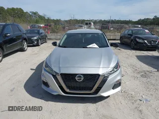 2022 Nissan Altima SR with VIN 1N4BL4CV1NN332933, listed as a IAAI auction lot 41718190 with 88,692 mi miles and . Bid and sale history available at carsss.com. Image 12.