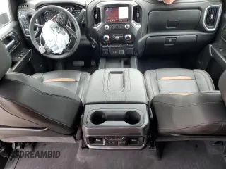 2020 GMC Sierra 2500HD AT4 z VIN 1GT19PEY0LF220676, wystawiony jako Copart lot #51109305 z przebiegiem 45 872 mil mil oraz Szkoda całkowita • Salvage title. Historia ofert i sprzedaży dostępna na DreamBid. Obrazek 8.