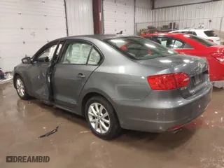 2011 Volkswagen Jetta Sedan SE PZEV with VIN 3VWDZ7AJ8BM018119, listed as a IAAI auction lot 41508063 with 98283 miles. Bid and sale history available at carsss.com. Image 3.