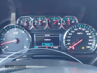 2018 Chevrolet Suburban LT z VIN 1GNSCHKC7JR111560, wystawiony jako IAAI lot #41823175 z przebiegiem 136 751 mil mil oraz . Historia ofert i sprzedaży dostępna na DreamBid. Obrazek 7.