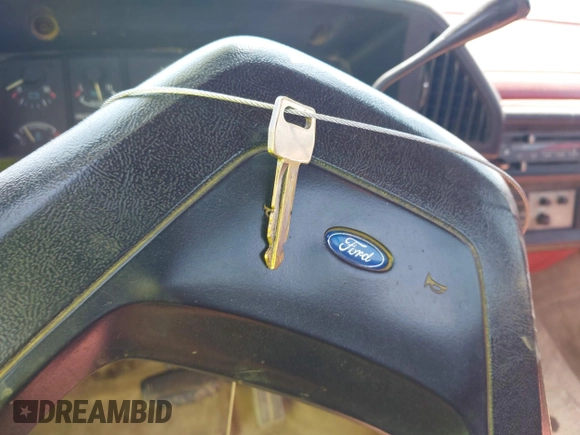 1989 Ford F-250 с VIN 1FTHF26H3KKA46424, выставлен на аукционе IAAI как лот 42475383 с пробегом 20 408 миль миль и . История ставок и продаж доступна на DreamBid. Изображение 11.