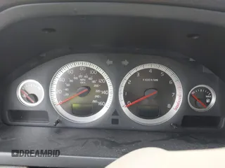 2011 Volvo XC90 I6 с VIN YV4952CZ2B1591408, выставлен на аукционе IAAI как лот 42125416 с пробегом Не указан миль и . История ставок и продаж доступна на DreamBid. Изображение 7.