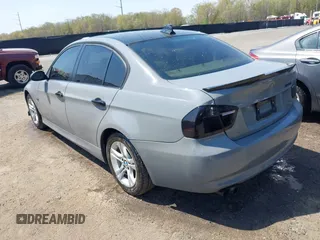 2008 BMW 3 Series 328i with VIN WBAVA335X8K054690, listed as a IAAI auction lot 42029258 with 161,394 mi miles and . Bid and sale history available at DreamBid. Image 3.