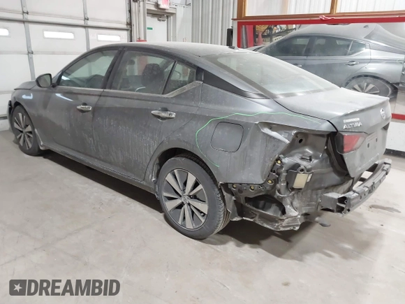 2022 Nissan Altima 2.5 SV with VIN 1N4BL4DV1NN421562, listed as a IAAI auction lot 41395273 with 76,652 mi miles. Bid and sale history available at carsss.com. Image 3.