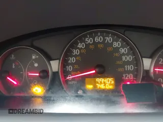 2003 Saturn ION ION 1 z VIN 1G8AG52F83Z191594, wystawiony jako IAAI lot #41008011 z przebiegiem 99 405 mil mil oraz . Historia ofert i sprzedaży dostępna na DreamBid. Obrazek 7.