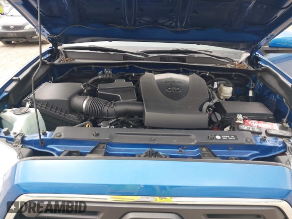 2018 Toyota Tacoma SR5 with VIN 3TMAZ5CNXJM069212, listed as a IAAI auction lot 42010564 with 73,825 mi miles and . Bid and sale history available at DreamBid. Image 10.