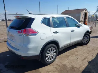 2016 Nissan Rogue SV with VIN KNMAT2MV8GP619010, listed as a IAAI auction lot 40618797 with 201,515 mi miles. Bid and sale history available at carsss.com. Image 4.