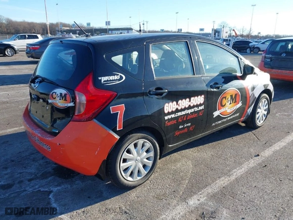 2015 Nissan Versa Note SV with VIN 3N1CE2CP1FL443730, listed as a IAAI auction lot 41309682 with 142,268 mi miles. Bid and sale history available at carsss.com. Image 4.