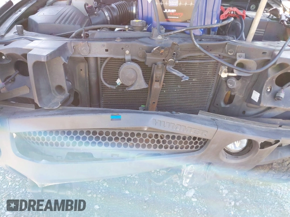 2007 Hummer H3 SUV with VIN 5GTDN13E078211008, listed as a IAAI auction lot 41452335 with 141,661 mi miles and . Bid and sale history available at DreamBid. Image 6.