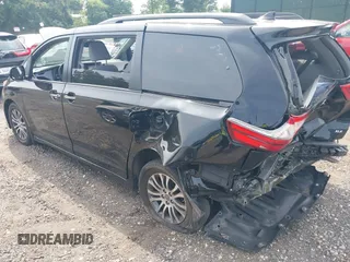 2020 Toyota Sienna XLE Auto Access Seat z VIN 5TDYZ3DCXLS074980, wystawiony jako IAAI lot #39735841 z przebiegiem 43 864 mil mil oraz . Historia ofert i sprzedaży dostępna na DreamBid. Obrazek 3.