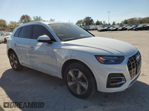 2024 Audi Q5 Premium Plus with VIN WA1BBAFY3R2040820, listed as a Copart auction lot 77135564 with 12,716 mi miles and Salvage title. Bid and sale history available at DreamBid. Image 4.
