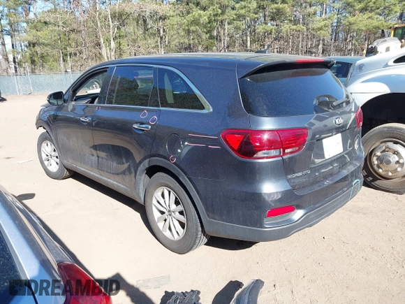 2020 Kia Sorento LX with VIN 5XYPG4A34LG646554, listed as a IAAI auction lot 41760251 with 57,005 mi miles. Bid and sale history available at carsss.com. Image 3.