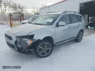 2013 Mitsubishi Outlander SE with VIN JA4JT3AW6DU020908, listed as a IAAI auction lot 41266111 with 193,967 mi miles. Bid and sale history available at carsss.com. Image 20.