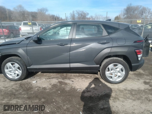 2024 Hyundai Kona SE with VIN KM8HACAB0RU164576, listed as a IAAI auction lot 41268103 with 5,914 mi miles. Bid and sale history available at carsss.com. Image 14.