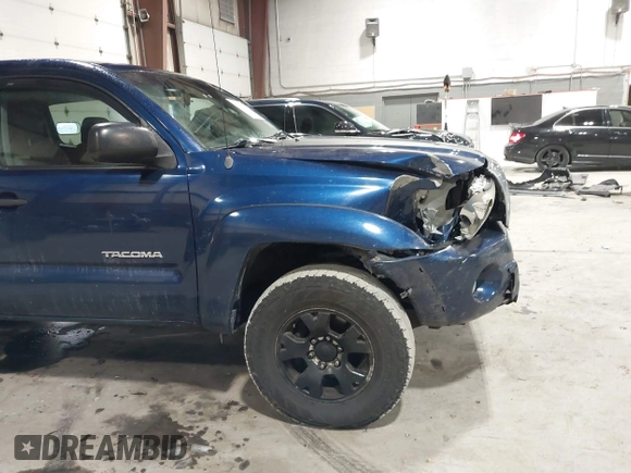 2007 Toyota Tacoma with VIN 5TELU42N47Z426804, listed as a IAAI auction lot 41543032 with 245,428 mi miles and . Bid and sale history available at DreamBid. Image 6.