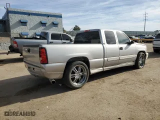 2006 Chevrolet Silverado 1500 LT1 with VIN 2GCEC19T161109502, listed as a Copart auction lot 85158614 with 207,251 mi miles and Salvage Title. Bid and sale history available at carsss.com. Image 3.