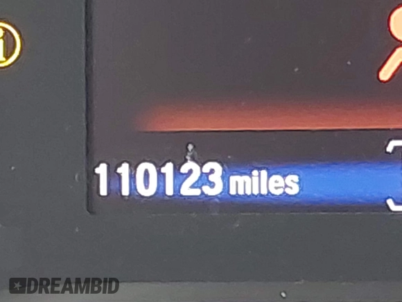 2016 Honda Pilot Touring with VIN 5FNYF6H93GB003106, listed as a IAAI auction lot 41989772 with 110,123 mi miles. Bid and sale history available at carsss.com. Image 15.