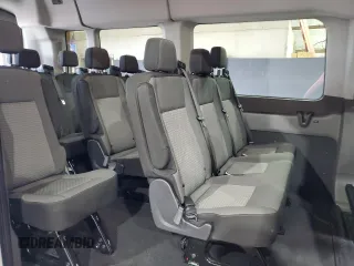 2024 Ford Transit Passenger XL z VIN 1FBAX2C85RKA42408, wystawiony jako Copart lot #55796105 z przebiegiem 29 816 mil mil oraz Czysty tytuł • Clean title. Historia ofert i sprzedaży dostępna na DreamBid. Obrazek 11.