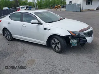 2015 Kia Optima LX с VIN 5XXGM4A76FG455075, выставлен на аукционе IAAI как лот 42027816 с пробегом 111 813 миль миль и . История ставок и продаж доступна на DreamBid. Изображение 1.
