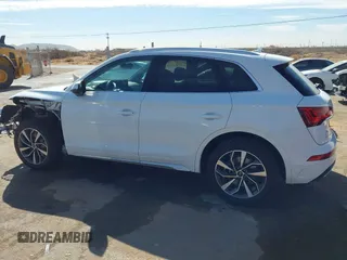 2021 Audi Q5 Premium Plus with VIN WA1BAAFYXM2125942, listed as a IAAI auction lot 41671026 with 63,804 mi miles. Bid and sale history available at carsss.com. Image 15.