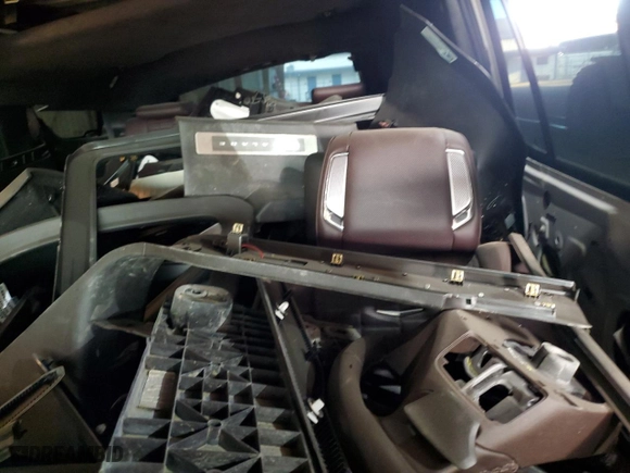 2023 Cadillac Escalade 4WD Sport Platinum with VIN 1GYS4GKL4PR244988, listed as a Copart auction lot 81097754 with 0 mi miles and Salvage Title. Bid and sale history available at carsss.com. Image 10.
