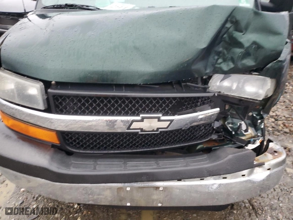 2009 Chevrolet Express Passenger with VIN 1GAHG39K091161470, listed as a Copart auction lot 43410435 with 59,850 mi miles and Salvage Title. Bid and sale history available at carsss.com. Image 12.