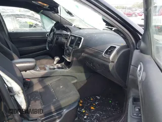 2018 Jeep Grand Cherokee Laredo with VIN 1C4RJFAG5JC487893, listed as a IAAI auction lot 42271034 with 91,346 mi miles and . Bid and sale history available at DreamBid. Image 5.