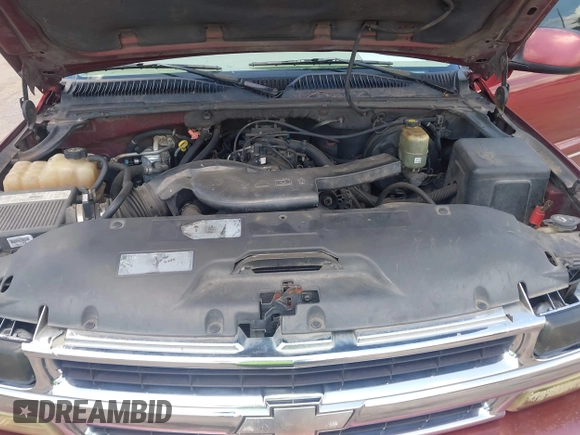 2002 Chevrolet Tahoe LS with VIN 1GNEC13Z72R221596, listed as a IAAI auction lot 42585905 with 248,548 mi miles and . Bid and sale history available at DreamBid. Image 10.