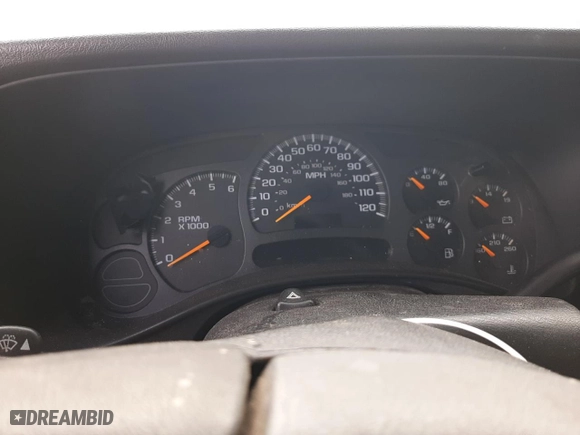2004 Chevrolet Silverado 2500HD Work Truck with VIN 1GCHK24U94E246723, listed as a Copart auction lot 82986694 with 0 mi miles and Salvage Title. Bid and sale history available at carsss.com. Image 9.