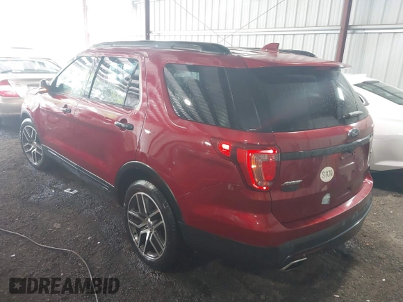 2016 Ford Explorer Sport z VIN 1FM5K8GT8GGC46435, wystawiony jako IAAI lot #42396302 z przebiegiem 124 604 mil mil oraz . Historia ofert i sprzedaży dostępna na DreamBid. Obrazek 3.