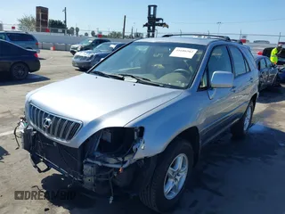 2002 Lexus RX with VIN JTJGF10U720140178, listed as a IAAI auction lot 41686562 with 166,211 mi miles. Bid and sale history available at carsss.com. Image 19.