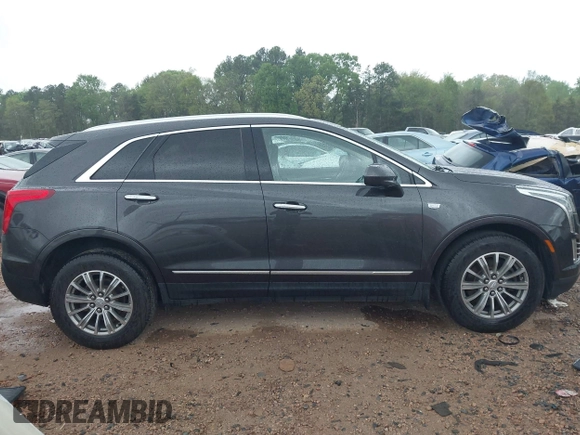 2019 Cadillac XT5 Luxury AWD z VIN 1GYKNDRS6KZ113420, wystawiony jako IAAI lot #41951065 z przebiegiem 56 360 mil mil oraz . Historia ofert i sprzedaży dostępna na DreamBid. Obrazek 14.