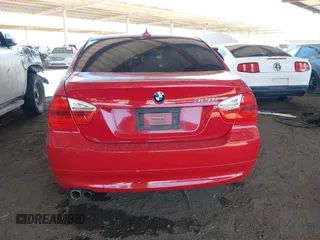 2008 BMW 3 Series 328i z VIN WBAVA33578KX85268, wystawiony jako IAAI lot #42583963 z przebiegiem 186 519 mil mil oraz . Historia ofert i sprzedaży dostępna na DreamBid. Obrazek 17.