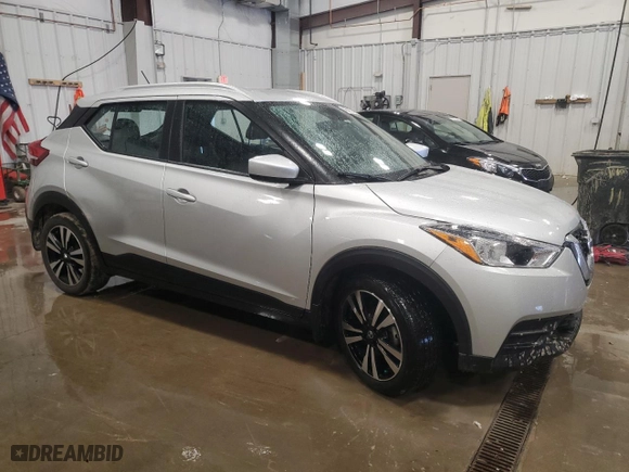 2018 Nissan Kicks SR with VIN 3N1CP5CU6JL541145, listed as a Copart auction lot 48081725 with 43,828 mi miles and Clean Title. Bid and sale history available at carsss.com. Image 4.