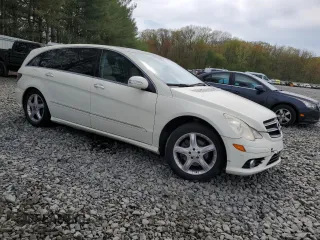 2008 Mercedes-Benz R 3.5L with VIN 4JGCB65EX8A082965, listed as a Copart auction lot 53811395 with 124,483 mi miles and Salvage title. Bid and sale history available at DreamBid. Image 4.