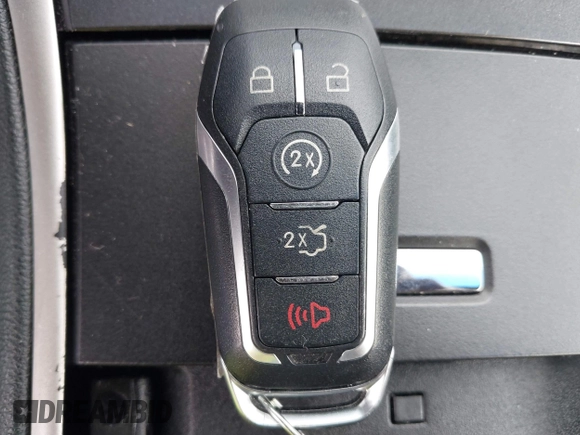 2015 Lincoln MKZ с VIN 3LN6L2G92FR605921, выставлен на аукционе IAAI как лот 42470145 с пробегом 174 569 миль миль и . История ставок и продаж доступна на DreamBid. Изображение 11.