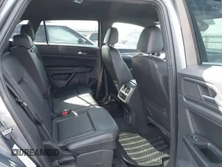 2020 Volkswagen Atlas SE z VIN 1V21E2CA9LC211835, wystawiony jako IAAI lot #41574645 z przebiegiem 50 586 mil mil oraz . Historia ofert i sprzedaży dostępna na DreamBid. Obrazek 8.